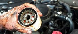 Don't Do This When Changing Your Engine Oil Filter